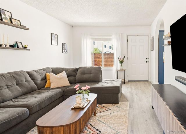 10192 Quivas Street, Thornton, CO 80260