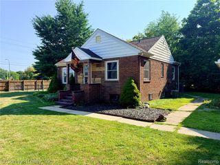 2604 Gratiot Boulevard, Marysville, MI 48040