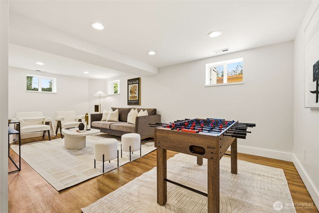 515 N 122nd Street, Seattle, WA 98133