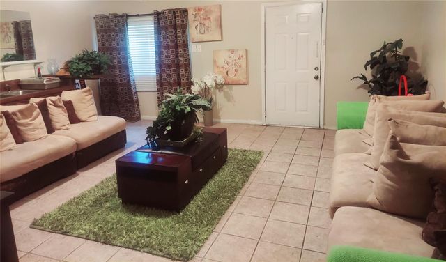 6762 Glen Rock Drive, Houston, TX 77087