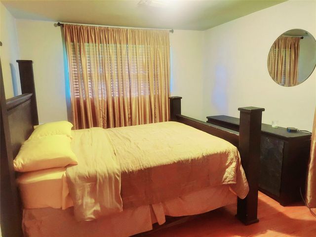 6762 Glen Rock Drive, Houston, TX 77087