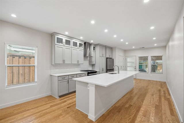 710 N Madison Avenue, Dallas, TX 75208