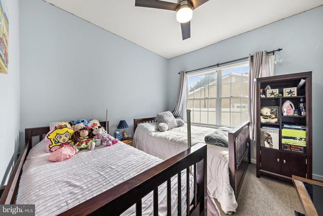 1016 BEACH LN, Manahawkin, NJ 08050