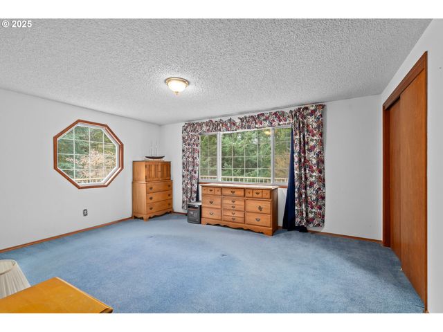 57232 CEDAR CREEK Rd, Scappoose, OR 97056