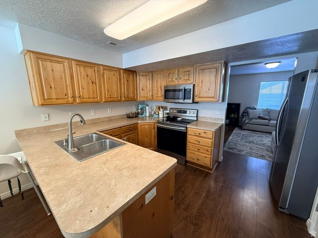 1241 E 6125 S, South Ogden, UT 84405