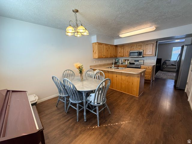 1241 E 6125 S, South Ogden, UT 84405