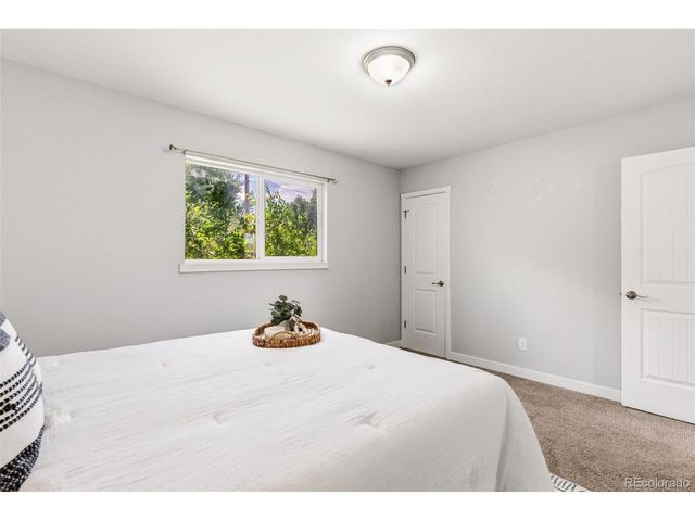 1530 Maxwell St, Colorado Springs, CO 80906