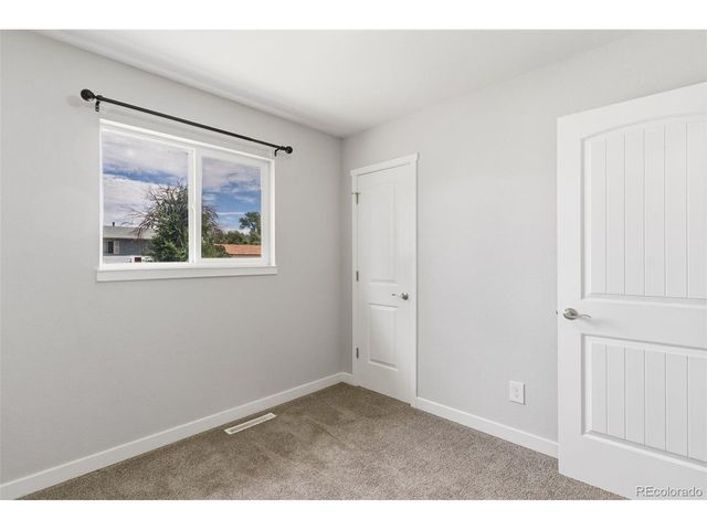 1530 Maxwell St, Colorado Springs, CO 80906