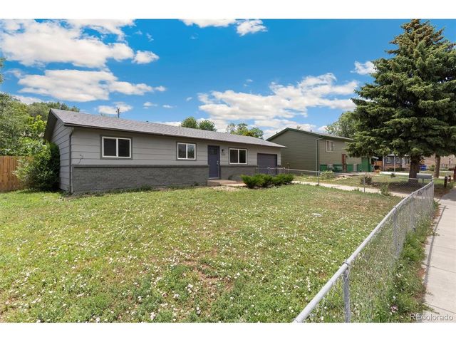 1530 Maxwell St, Colorado Springs, CO 80906