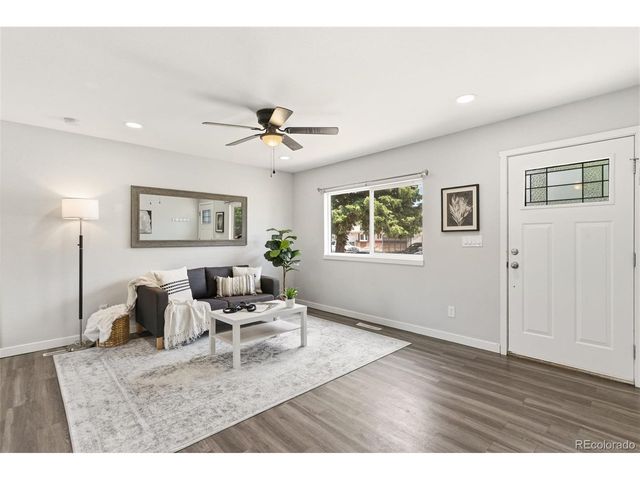 1530 Maxwell St, Colorado Springs, CO 80906