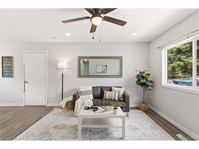 1530 Maxwell St, Colorado Springs, CO 80906
