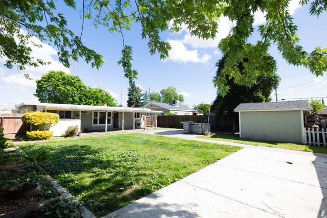 1417 Giahos Ave, Modesto, CA 95358