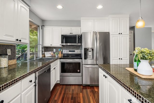 13426 121st Avenue NE, Kirkland, WA 98034