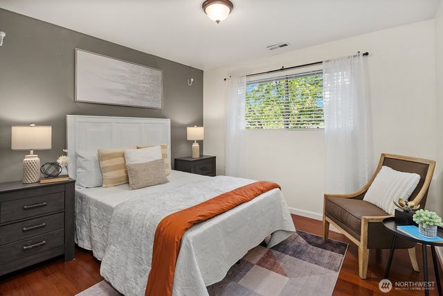 13426 121st Avenue NE, Kirkland, WA 98034