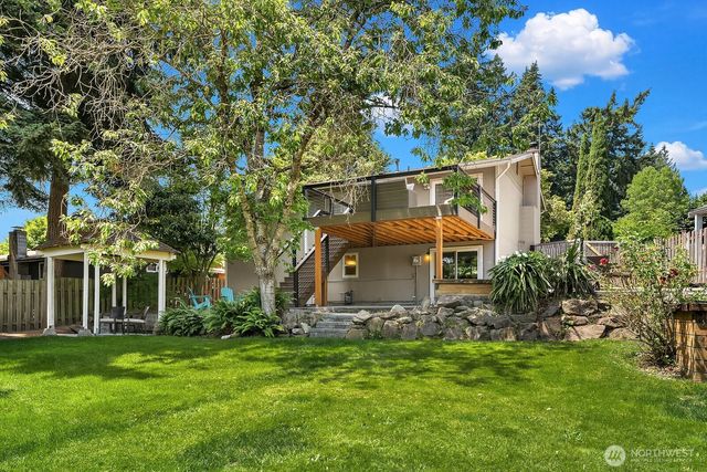 13426 121st Avenue NE, Kirkland, WA 98034