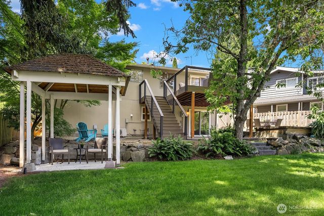 13426 121st Avenue NE, Kirkland, WA 98034
