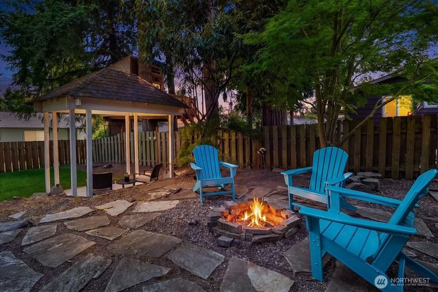 13426 121st Avenue NE, Kirkland, WA 98034