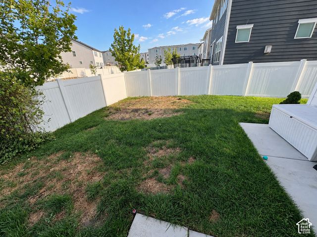 5163 N FOLKSTONE DR, Eagle Mountain, UT 84005