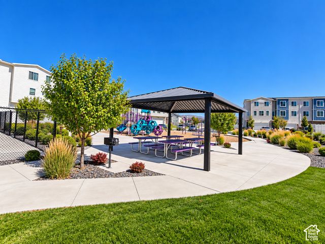 5163 N FOLKSTONE DR, Eagle Mountain, UT 84005