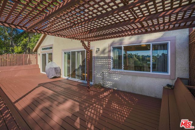 4245 Alhama Drive, Woodland Hills, CA 91364