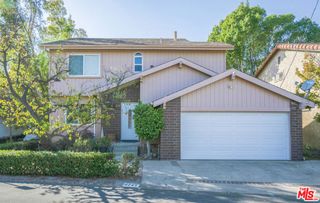 4245 Alhama Drive, Woodland Hills, CA 91364