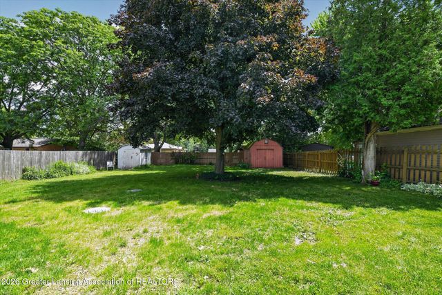 1972 Gunn Road, Holt, MI 48842
