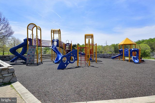 8251 MARY LEE LN, Laurel, MD 20723