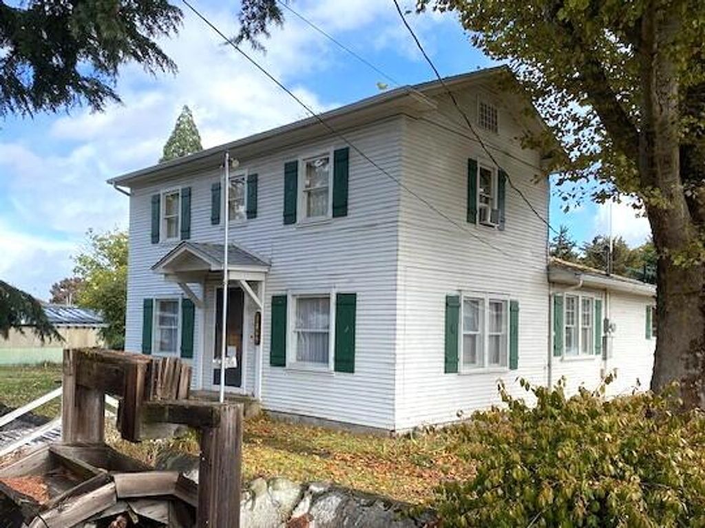 3358 Bursell Road, Central Point, OR 97502