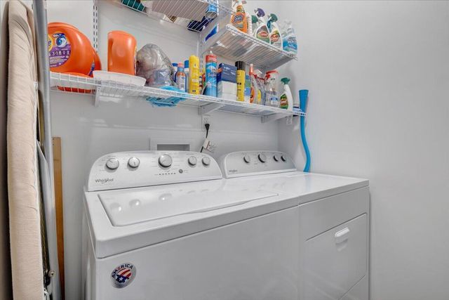 2141 Kings Walk DR, Roanoke, VA 24012