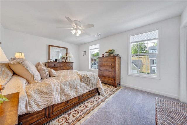 2141 Kings Walk DR, Roanoke, VA 24012