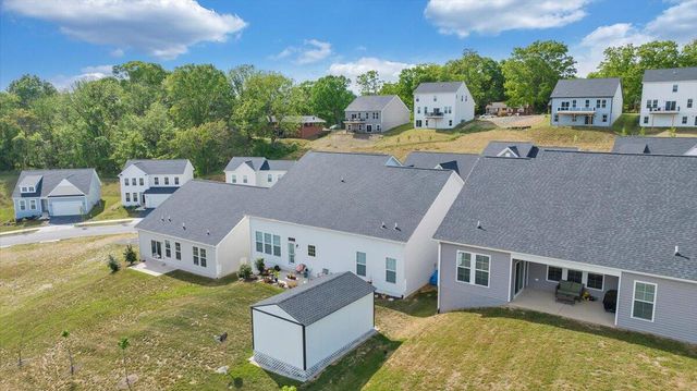 2141 Kings Walk DR, Roanoke, VA 24012