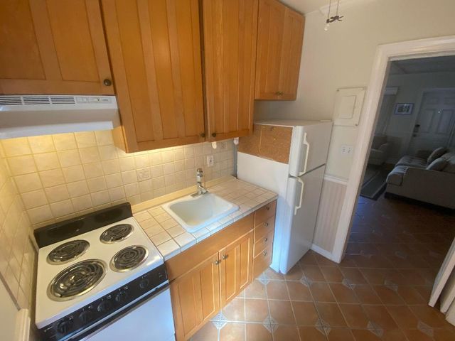 101 S Golfview Road 5, Lake Worth Beach, FL 33460