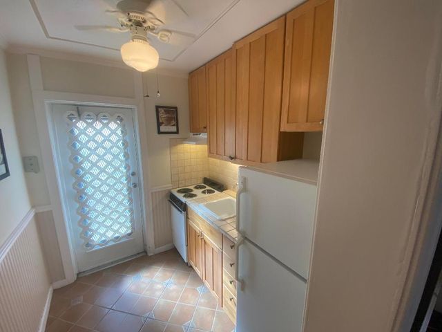 101 S Golfview Road 5, Lake Worth Beach, FL 33460