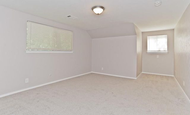 805 Live Oak Lane, Arlington, TX 76012