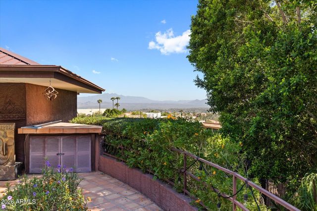 15537 E Palisades Boulevard, Fountain Hills, AZ 85268