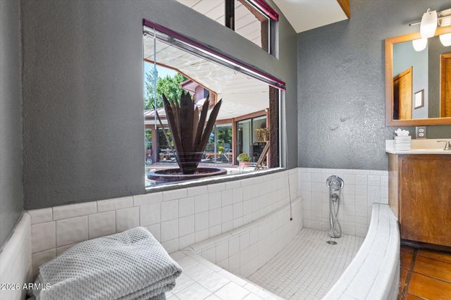 15537 E Palisades Boulevard, Fountain Hills, AZ 85268