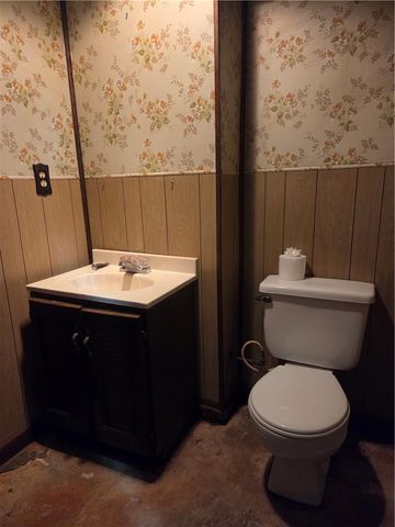 813 Euclid Avenue, Salisbury Twp, PA 18015