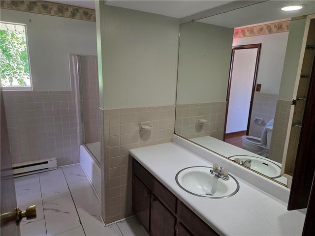 813 Euclid Avenue, Salisbury Twp, PA 18015
