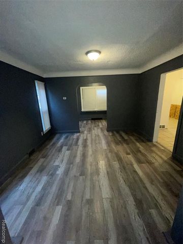 11643 Sussex Street, Detroit, MI 48227