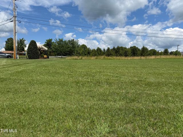 5760 Highway 11e, Piney Flats, TN 37686