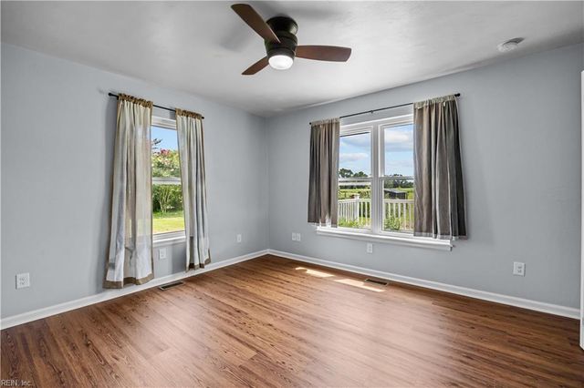 2020 Sanderson RD, Chesapeake, VA 23322
