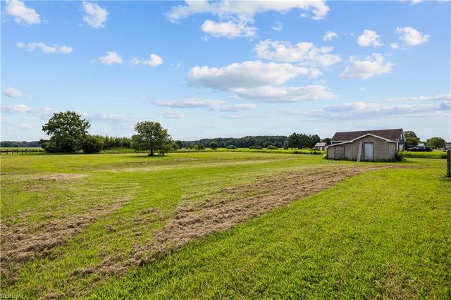 2020 Sanderson RD, Chesapeake, VA 23322