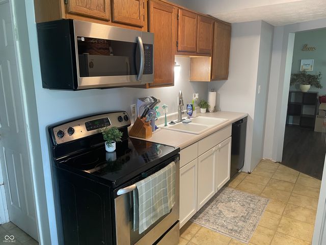 1377 Westridge Court, Greenwood, IN 46142