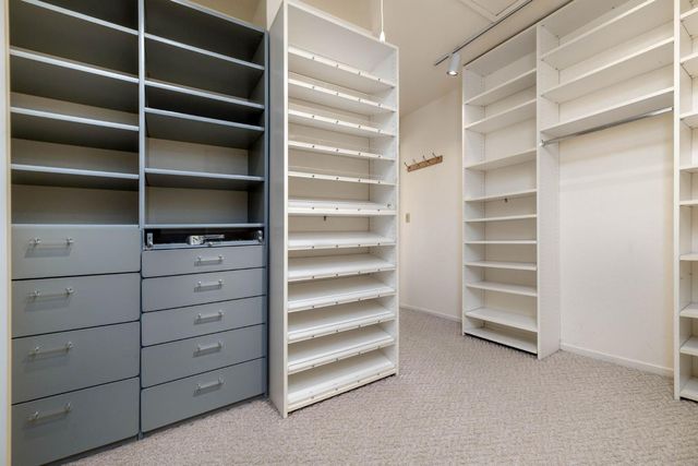 11977 Alta Sierra Dr, Grass Valley, CA 95949