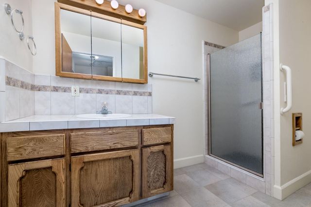 11977 Alta Sierra Dr, Grass Valley, CA 95949