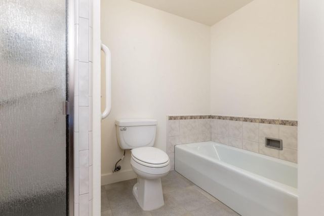 11977 Alta Sierra Dr, Grass Valley, CA 95949