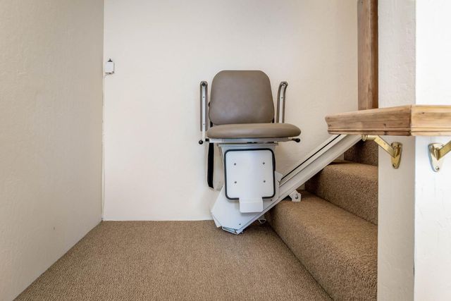 11977 Alta Sierra Dr, Grass Valley, CA 95949