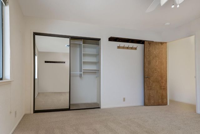 11977 Alta Sierra Dr, Grass Valley, CA 95949