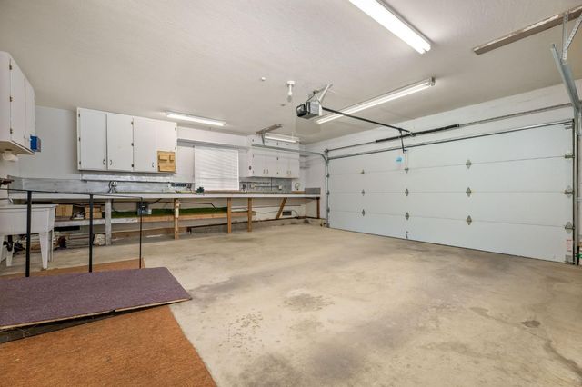 11977 Alta Sierra Dr, Grass Valley, CA 95949