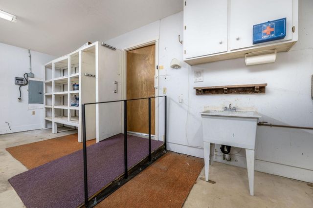 11977 Alta Sierra Dr, Grass Valley, CA 95949